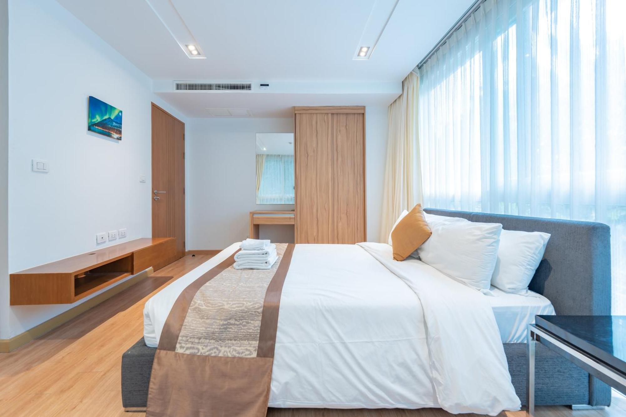 The Privilege Residence Patong Esterno foto